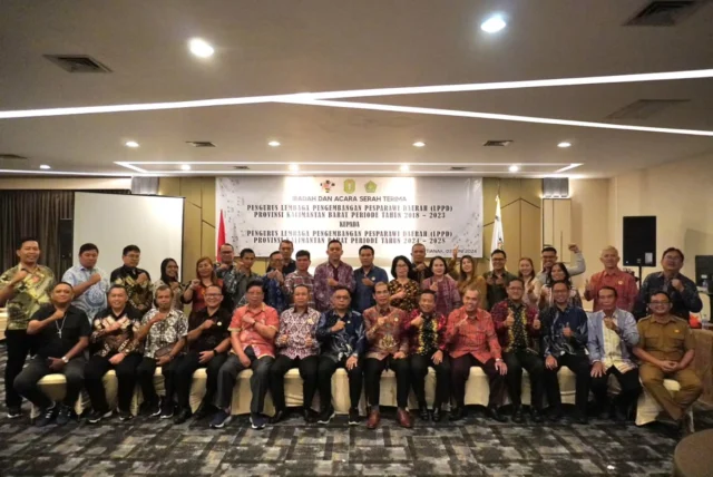 Pontianak, 3 Juni 2024 - Serah Terima Jabatan Pengurus LPPD Provinsi Kalimantan Barat 2024 - 2028