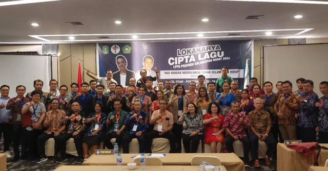 Pontianak, 22 Agustus 2024 - Lokakarya Cipta Lagu Lembaga Pengembangan Pesparawi Daerah (LPPD) Provinsi Kalimantan Barat yang diadakan pada 22 - 24 Agustus 2024 di Pontianak.

Diikuti 9 LPPD Kab/kota se- Kalbar, Gereja lokal dan STT yang ada di Pontianak yang merupakan Musisi, Pelatih dan Dirigen.